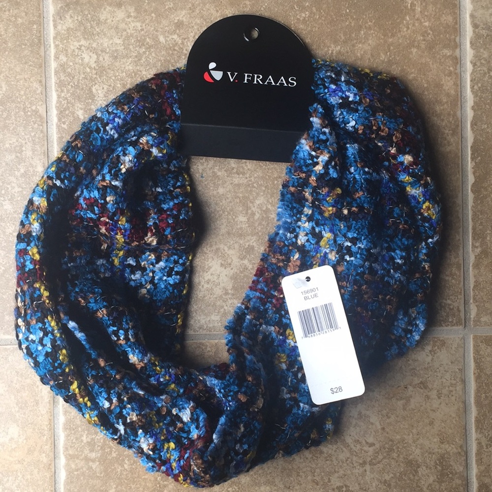 Infinity scarf